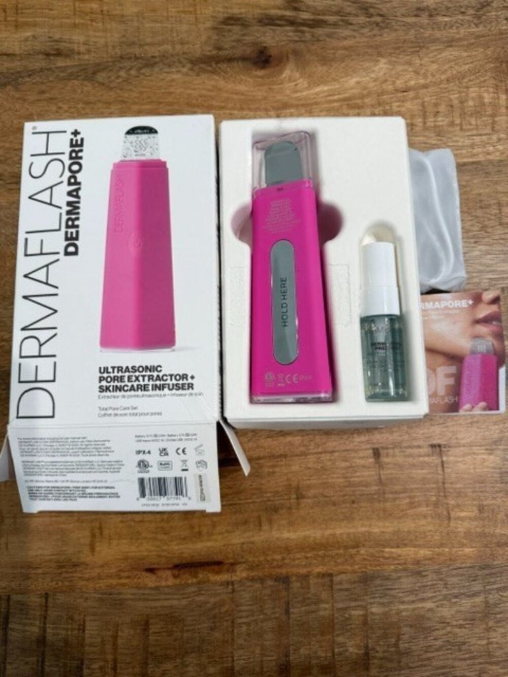 Dermaflash Dermapore + Ultrasonic Pore Extractor Skincare Infuser Pink Open New